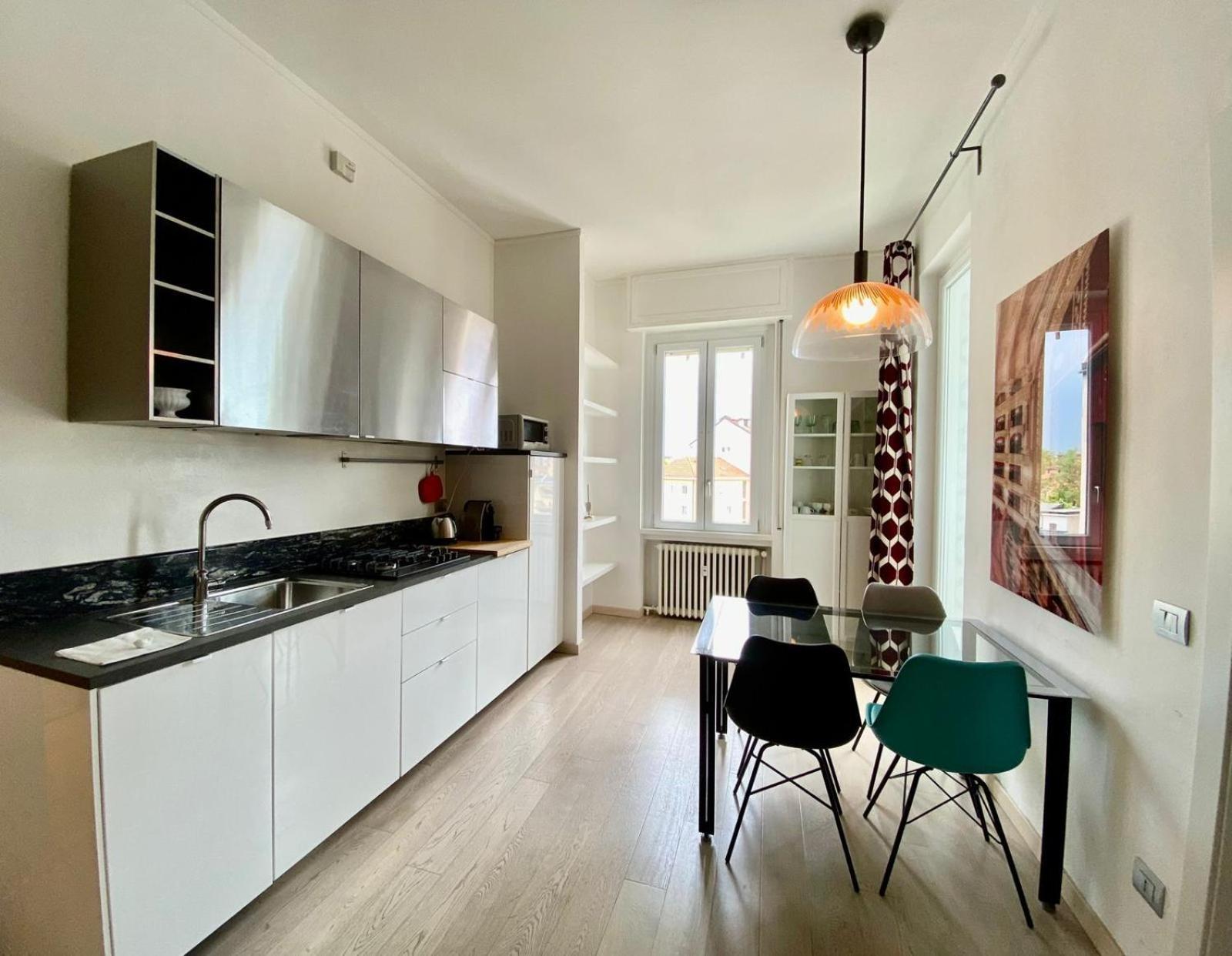 Piazzale Susa Bright Flat Con Veranda Milano Exterior foto